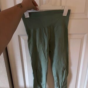 Sage green Medium contour leggings